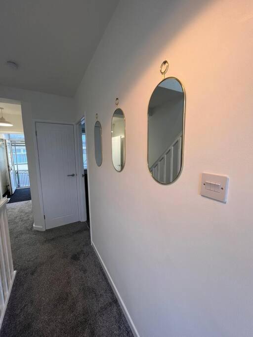 Bridge Place - Spacious Home With Plenty Of Beds! Merthyr Tydfil Exterior photo